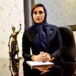زهرا حق شناس
